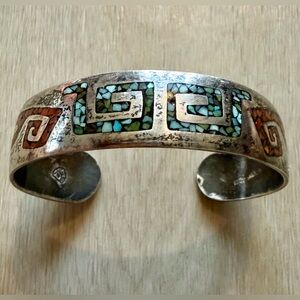 Vintage Artist Signed Sterling Silver & Mixed Chip Southwestern Cuff Bracelet